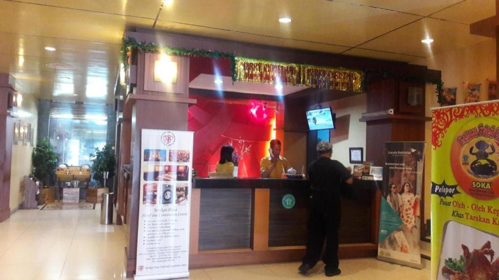 Hotel Tarakan Plaza Экстерьер фото
