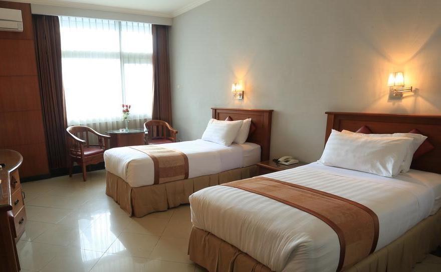 Hotel Tarakan Plaza Экстерьер фото
