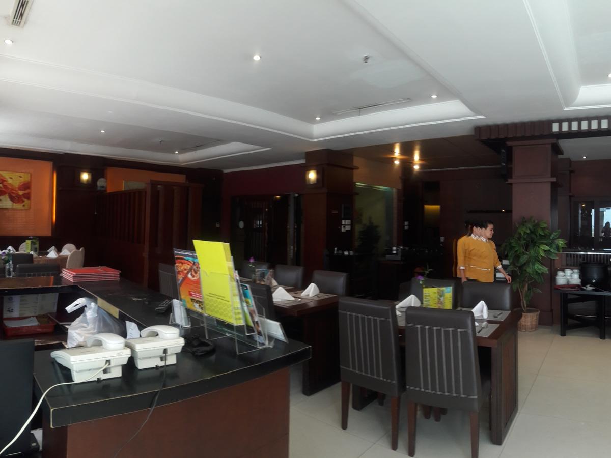 Hotel Tarakan Plaza Экстерьер фото