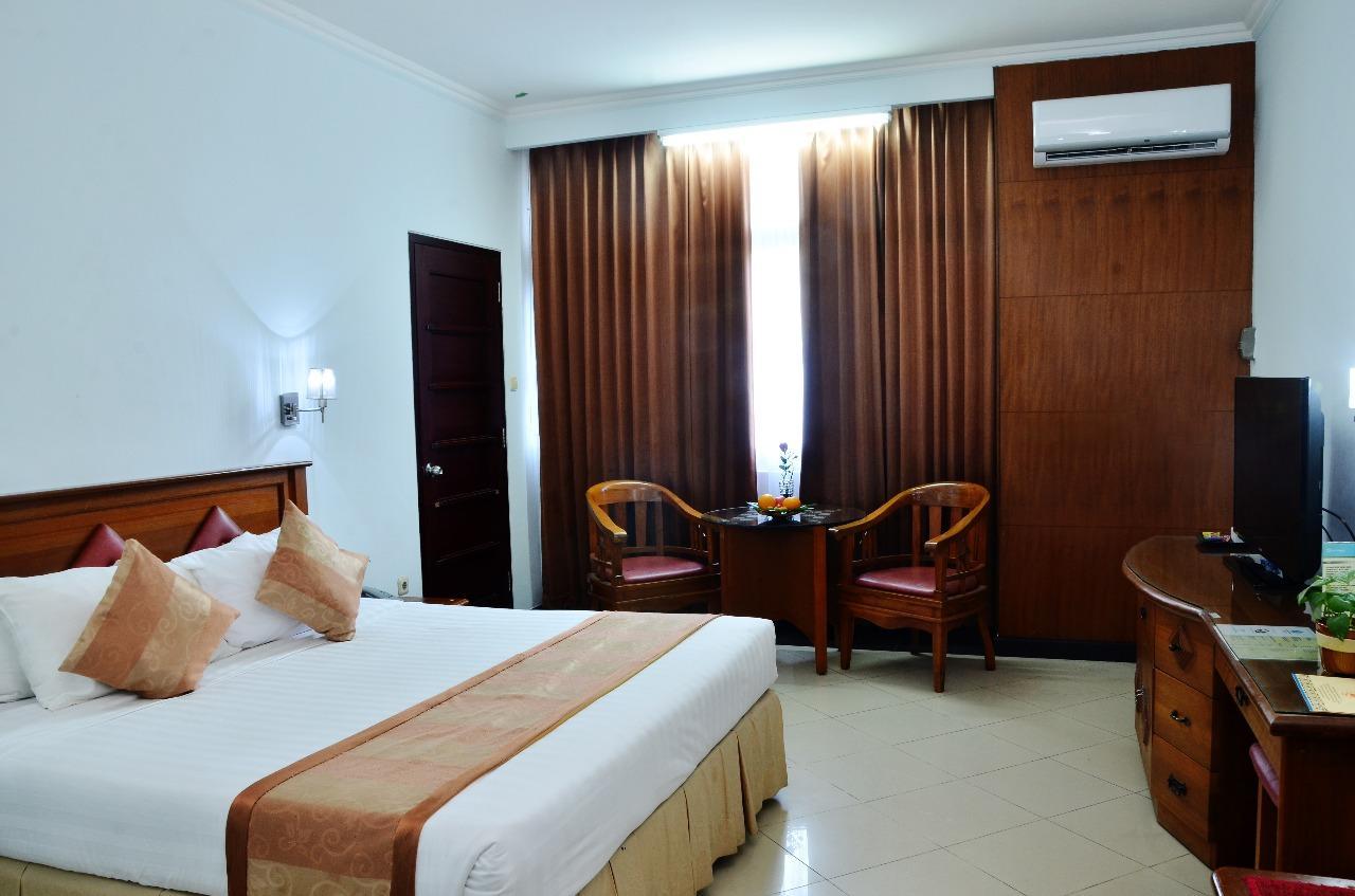 Hotel Tarakan Plaza Экстерьер фото